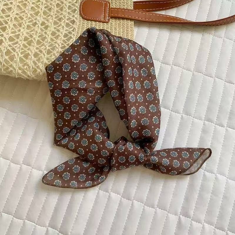 Vintage-Inspired Printed Bandana Scarf
