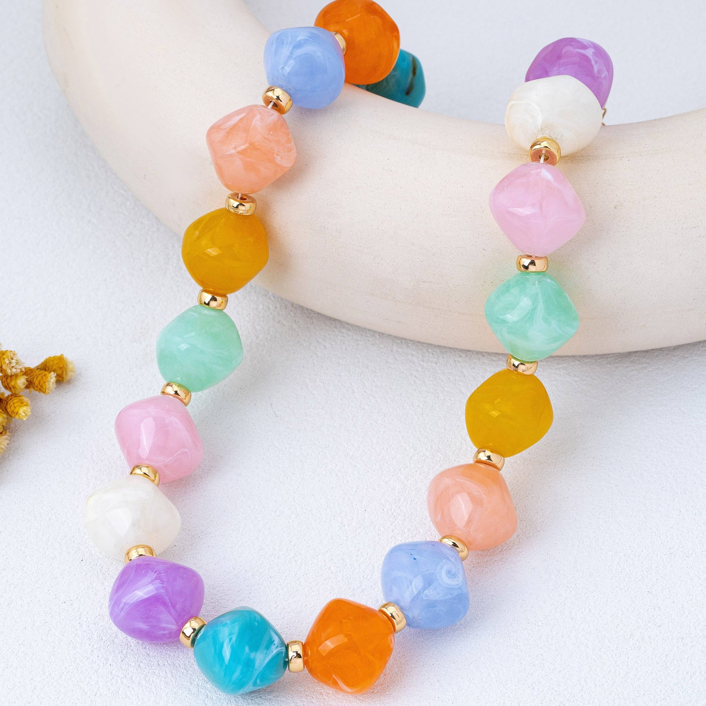 Oversized Faceted Resin Bead Necklace